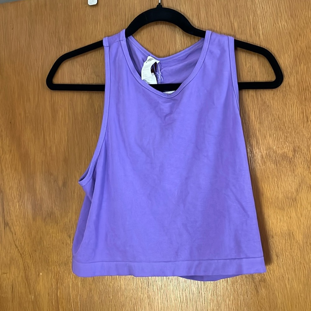 BNWT Fabletics Bree Seamless Lace Up Crop Tank